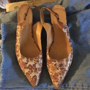 Sundance ladies mules